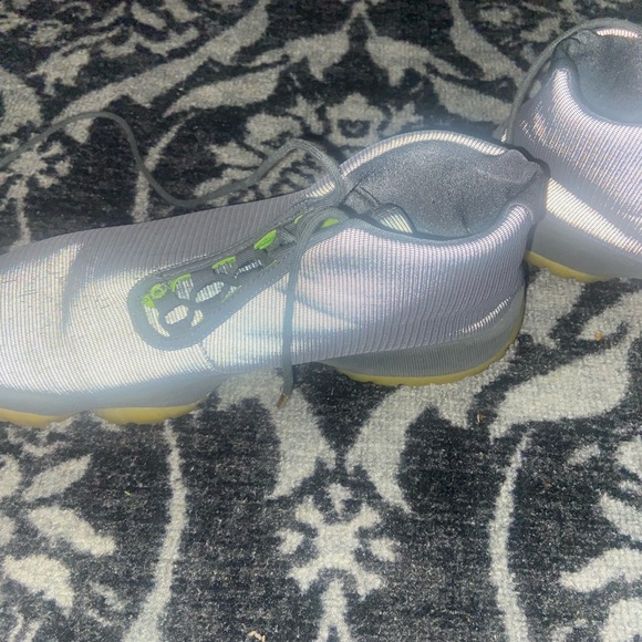 Air Jordan Futuristic 11s - Picture 4 of 7